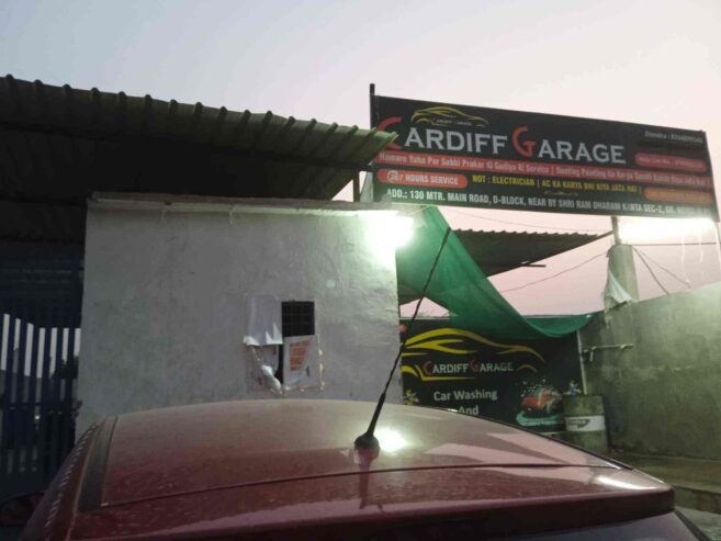 Cardiff Garage Near By Shri Dharam Kata Sector Dadri Noida